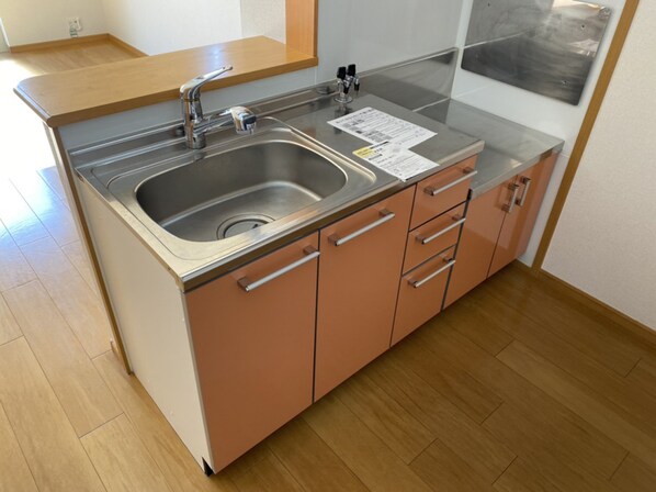 アンソレイエ・Sの物件内観写真